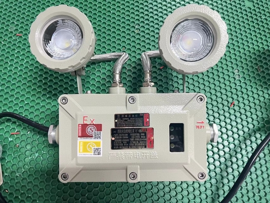 2x3W feuerfeste LED-Notlicht 90lm/W, IP66 für gefährliche Bereiche