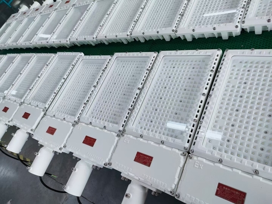 LED-Flusslicht für Gasstationen in der petrochemischen Bergbauindustrie Zone 1 Zone 2 Beleuchtung