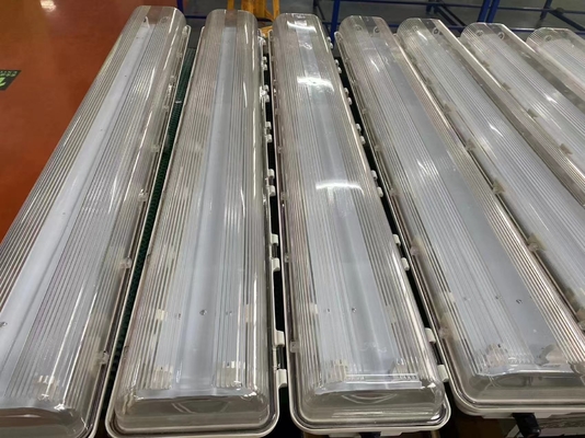 100lm/W Ex-proof Fluoreszenzlicht widersteht extremen Umgebungen