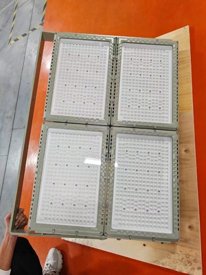 Modulares Explosionssicheres Beleuchtungssystem für petrochemische Anlagen, unterstützt bis zu 960 W (4x240 W), IP66 LED Explosionssicheres Licht, Zone 1&2, flexible Montage