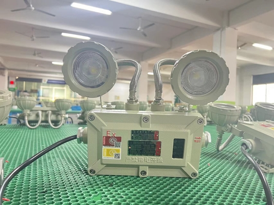 2x3W feuerfeste LED-Notlicht 90lm/W, IP66 für gefährliche Bereiche