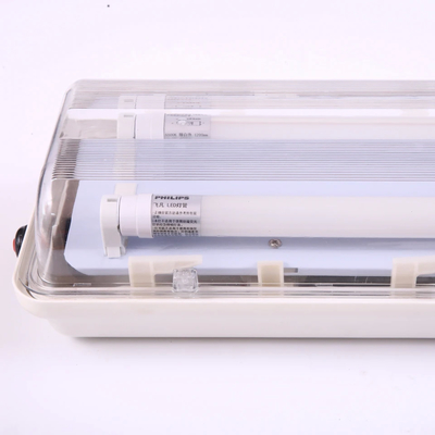 50/60Hz Frequenz Explosionssicheres Leuchtstofflicht 120-140C Strahlwinkel 9-14mm Kabelspezifikationen