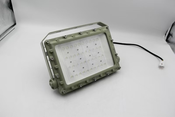 Petrochemische Industrie 135 lumen / Watt 150w Explosionssicherheit LED-Floodlicht für Zone1,2&amp; Zone21,22