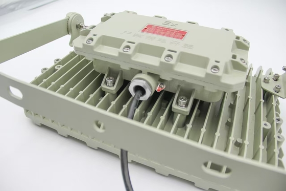 100W 140lm/W 6000-6500K Hochbucht Gefährdete Bereiche Hochleistungs-Explosionssichere Scheinwerfer Led Explosionssichere