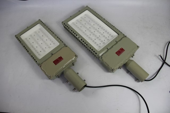 200W 130lm/W Explosionssichere Led-Flutleuchte 50-60Hz 24/36VDC Ra≥80 3000/4000/5000/5700k