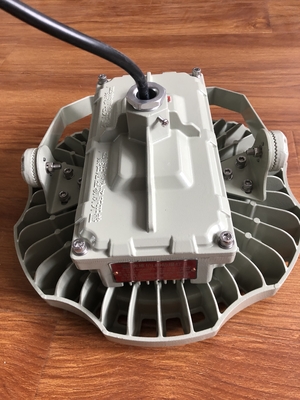IP66 150 Watt Explosionssichere Hochbuchten mit Effizienz von 135lm/w für Industrie- und Petrochemiebereiche