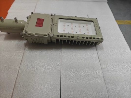 100W 200W LED-Explosionssichere Hochwasserscheinwerfer ATEX II 2G Sicherheit für Gaszone1/2