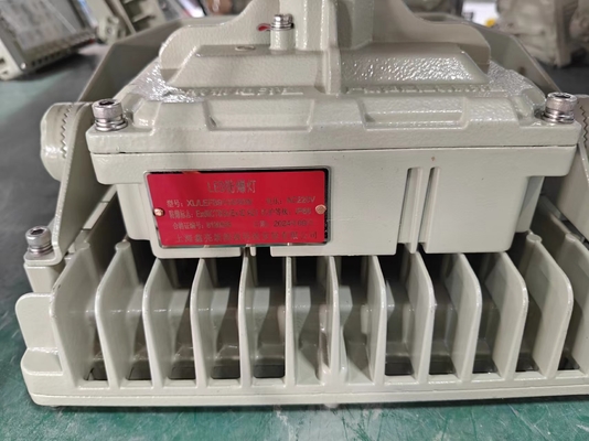 5000K-5700K Explosionssichere LED-Flutleuchte mit Halterung