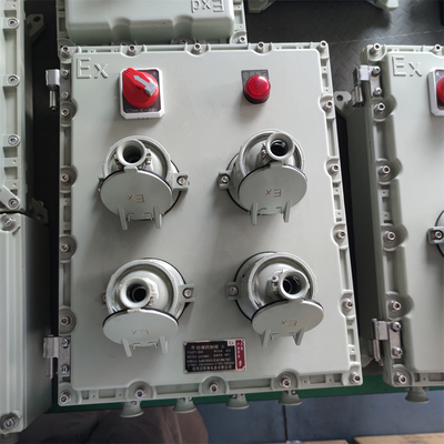 Zertifizierte ATEX CNEX CXM-Serie Ex D E IIC Flammdichte Beleuchtungsverteilfach IP66 Schutz Dauerhaltiges Aluminium Gehäuse für Gefährdungsgebiete