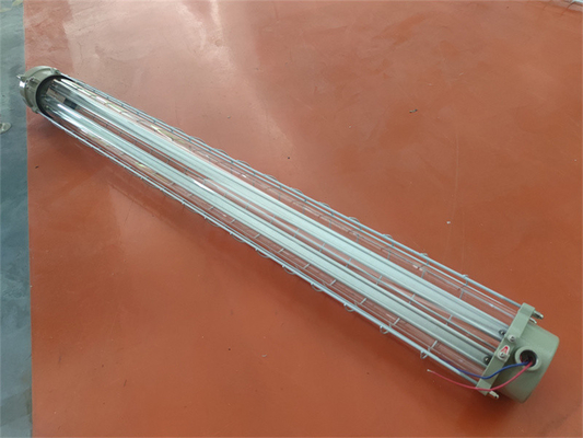 ATEX Ex-proof LED-Linienleuchte 100lm/w IP66 für nasse Umgebungen Korrosionsbeständig