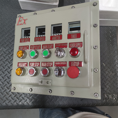 ATEX CNEX-Klassifizierung Ex d Flammdichtes Panel Box Gehäuse IP66 WF2 für Gefährliche Bereiche mit individueller Kabelanbindung 295Vac