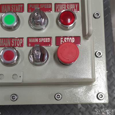 ATEX CNEX-Klassifizierung Ex d Flammdichtes Panel Box Gehäuse IP66 WF2 für Gefährliche Bereiche mit individueller Kabelanbindung 295Vac