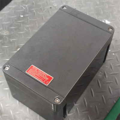 Vollkunststoff ((GRP) Exproof Flammfeste Steuerplatte Box ATEX CNEX Rated WF2 AC110/220/3800/460v