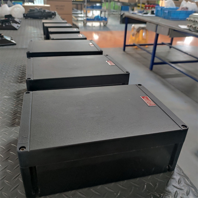 Vollkunststoff ((GRP) Exproof Flammfeste Steuerplatte Box ATEX CNEX Rated WF2 AC110/220/3800/460v