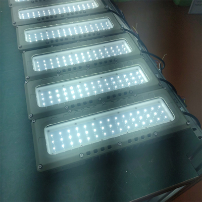Flammfeste LED-Beleuchtung Ex d mit 50-90 Watt IP66 WF2