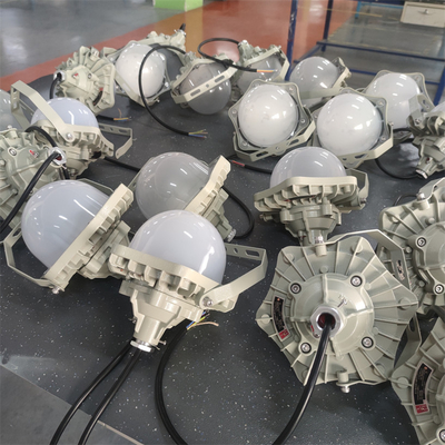 Explosionsplattform LED-Leuchten mit ATEX IP66-Schutz OEM-Server 100lm/w