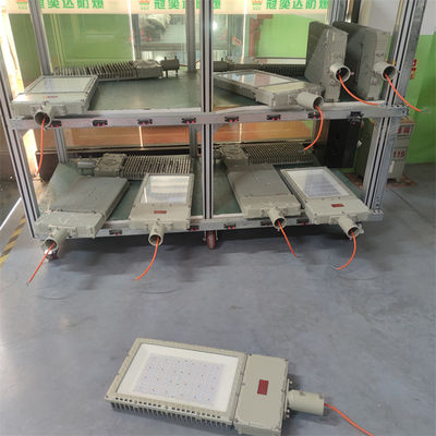 Hohe Helligkeit Wasserdichte Explosionssicherheit Solarpaneel 120W Led Solar Straßenlicht 130Lm/w Außen Explosionssicherheit Lampe