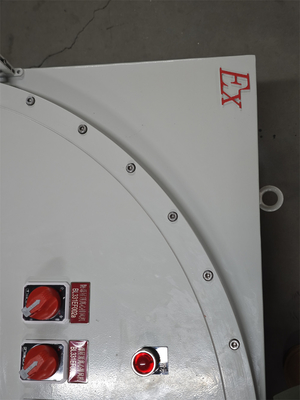 ATEX 380V Flammdichte Steuerungen Industrie-Stromverteilungs-Panel Aluminium-Material Korrosionsschutz IP66 für Gefahrenzone1 2 21 22 Nennstrom ≤ 250A