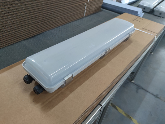 2*18w/2*36w Explosionssichere Leuchtstoffleuchte IP66 WF2 Schutzniveau Hohe CRI Ra≥70