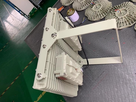 Anpassbare Spannung Explosionssicherheit LED-Leuchten OEM-Server AC90-380V