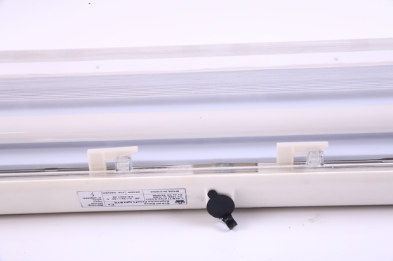 "1x48 Zoll explosionsgeschützte LED-Röhrenleuchte – 115 lm/W ABS-Gehäuse für gefährliche Industriegebiete"