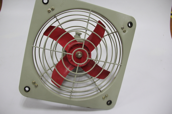 ATEX Explosionssicherer Auspuffventilator. Effiziente Gaslüftung für gefährliche Zonen. Feuer- und Funkenbeständig.