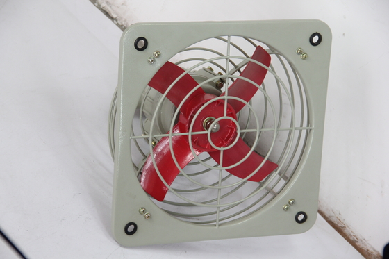 ATEX Explosionssicherer Auspuffventilator. Effiziente Gaslüftung für gefährliche Zonen. Feuer- und Funkenbeständig.