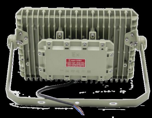 Explosionsgeschützter LED-Flutlichtstrahler – Energiesparend, IP66-zertifiziert für Chemieanlagen & Offshore-Plattformen