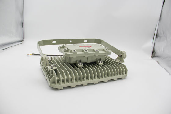 Explosionsgeschützter LED-Flutlichtstrahler – Energiesparend, IP66-zertifiziert für Chemieanlagen & Offshore-Plattformen