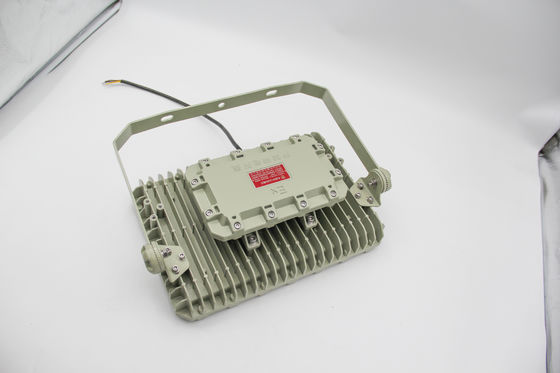 Explosionssichere LED-Leuchten. Flammfeste, wasserdichte, energieeffizient.