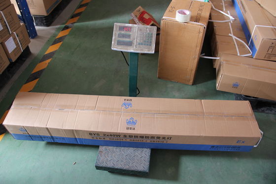 Langlebige ATEX/IECEx/CNEX explosionsgeschützte lineare LED-Leuchte in Industriequalität, IP66-Beleuchtung für Gefahrenbereiche in Öl- und Gasanlagen, Chemieanlagen, Bergbau, Marineanlagen. Energieeffizientes Design reduziert