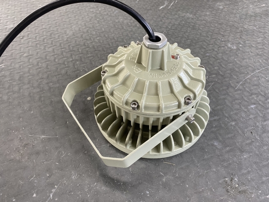 50000 Stunden Lebensdauer ATEX CNEX zertifizierte explosionsgeschützte IP66 LED Hallenleuchte 100W 150W 200W für Öl-, Gas-, Chemie-, Bergbau- und Marineumgebungen