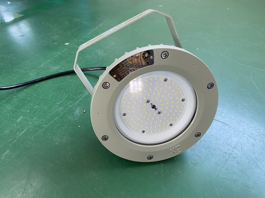 Industrielle explosionsgeschützte LED-Hallenleuchte IP66 wasserdicht 100W-200W mit ATEX CNEX Zertifizierung für Anwendungen in Gefahrenzone 1 & 2