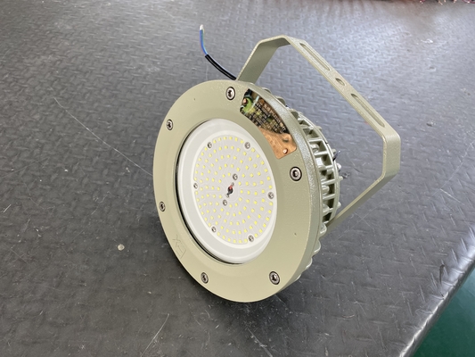 Industrielle explosionsgeschützte LED-Hallenleuchte IP66 wasserdicht 100W-200W mit ATEX CNEX Zertifizierung für Anwendungen in Gefahrenzone 1 & 2