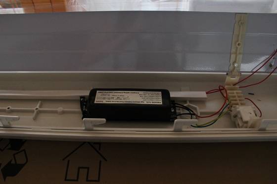 ATEX/IECEx/CNEX zugelassene LED-Leuchten für gefährliche Bereiche, IP66-Bewertung, 5-Jahres-Garantie, anpassbare Wattleistung und Größe