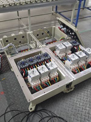 Korrosionsbeständigkeit IP 65 380V elektrische Flammschutzsteuerungsanlagen