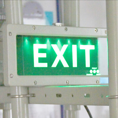 Explosionsgeschütztes LED-Leuchtmittel mit 16 Stunden Notlaufzeit und 50.000 Stunden Lebensdauer für die Beleuchtung von explosionsgefährdeten Bereichen