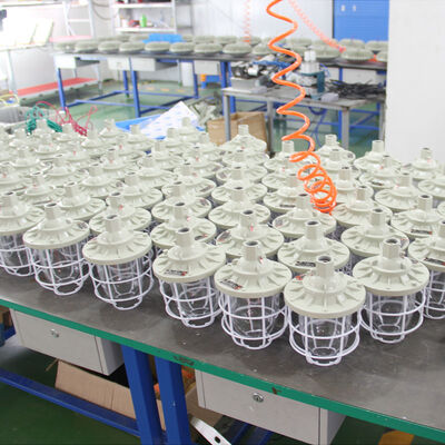 Portable Explosion Proof LED Lighting IP66 WF2 Aluminiumlegierung geeignet für gefährliche Umgebungen Industrieanwendungen